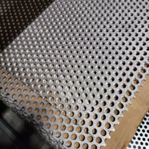 Aluminium geperforeerd R10T14 - Afbeelding 3